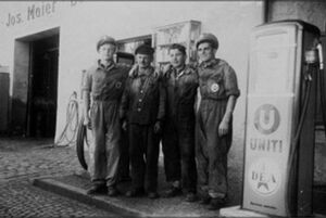 1938